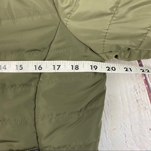 B Sweet olive green jacket size medium - Picture 10 of 11